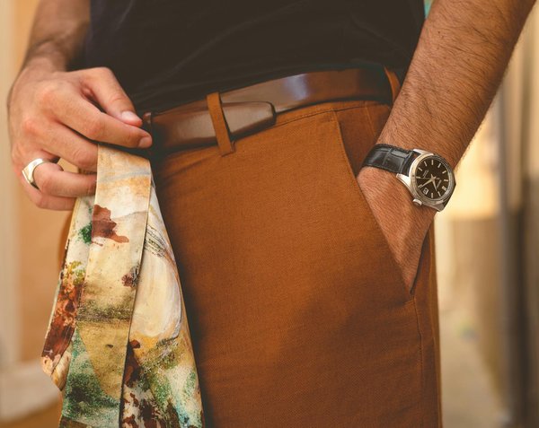 Accessoires homme à paris : sublimez votre style avec élégance